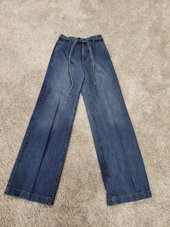 AG Denim - AG High Waist Pleated Belted jeans - size 24